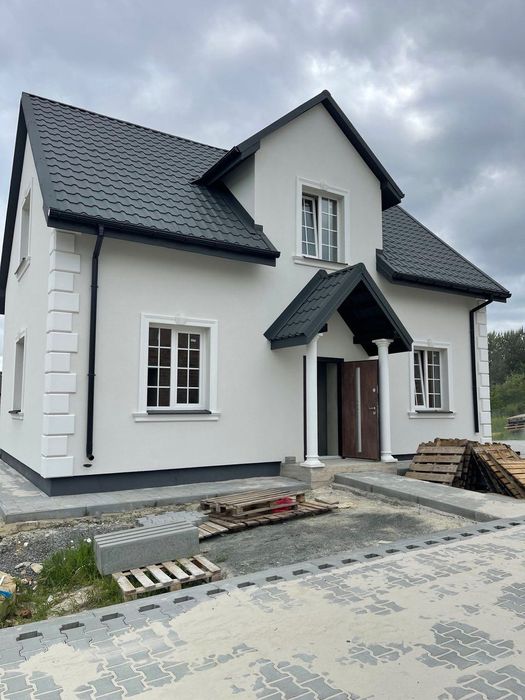 Продаж окремостоячого 3 кімнатного будинку у с. Бірки