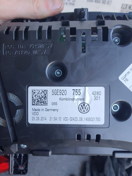 Щиток приборів Volkswagen Golf 7 e-golf електро приборка  5GE920755