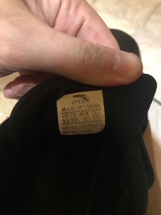 Продам кроссовки