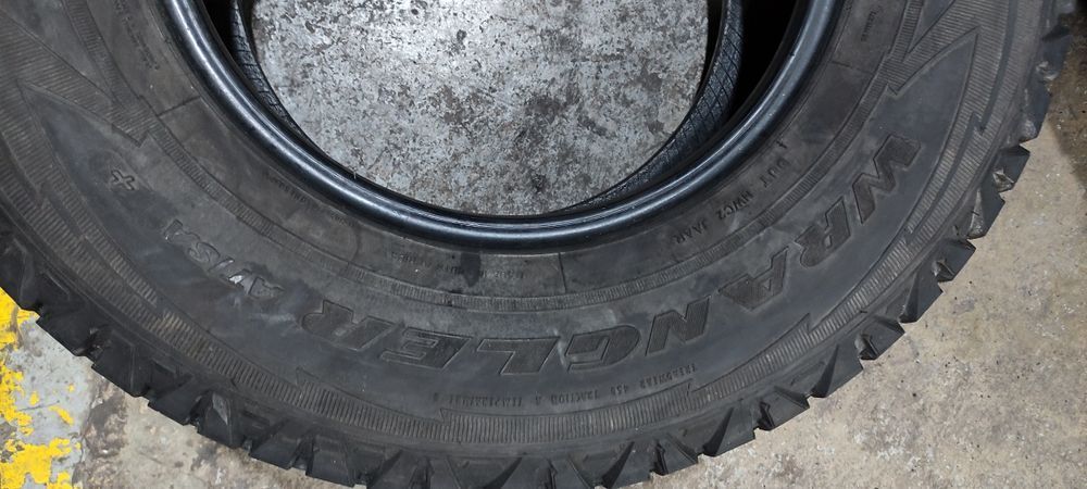 Pneus 265/70/16 Goodyear usados