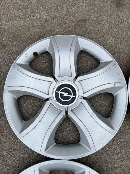 Ковпаки на диски для Opel, R16