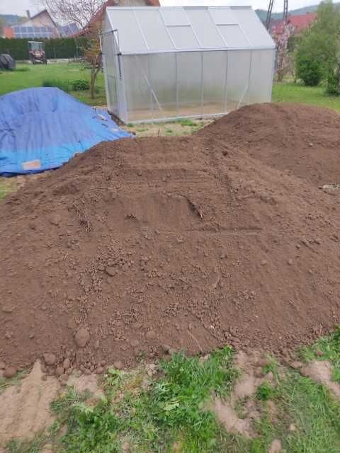 Ziemia ogrodowa, humus, czarnoziem