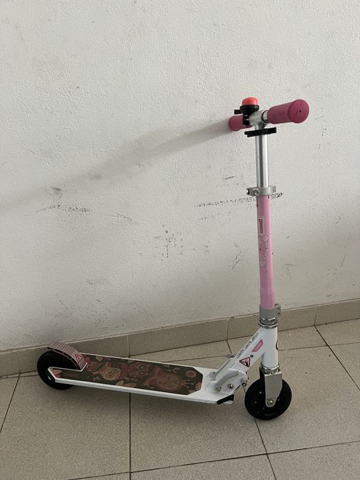 Trotinete de criança