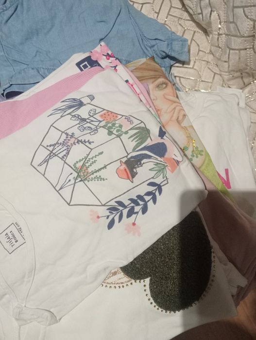 Vendo roupa em muito bom estado