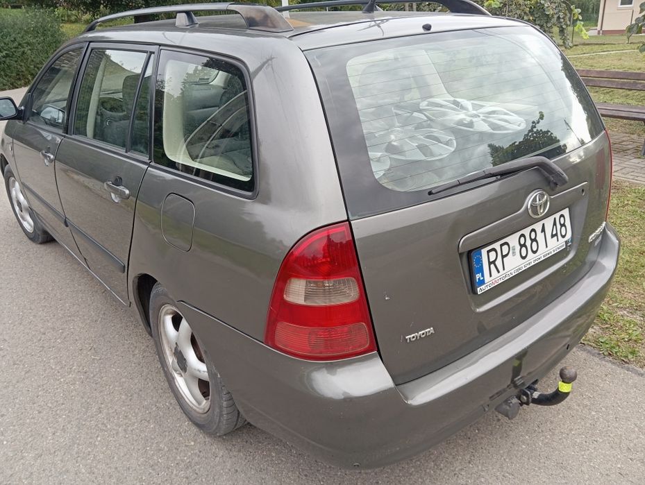 Toyota corolla 1.6 vvti kombi benzyna