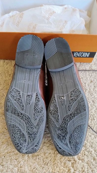 buty Ventorini brązowe ciemne rozmiar 41 - nowe