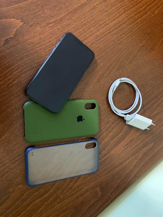 Apple iPhone Xs Space grey/Gwiezdna szarość 64GB