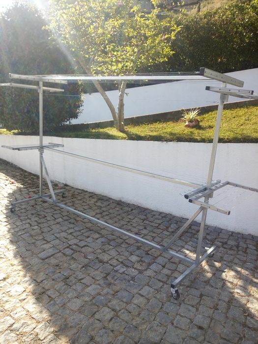 Estendal novo galvanizado com rodas