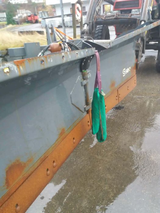 Sprzedam pług  do śniegu