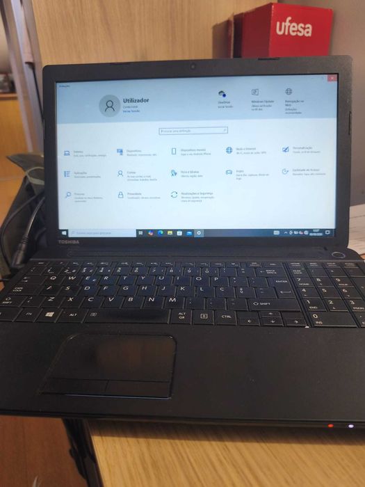 Computador Portátil TOSHIBA