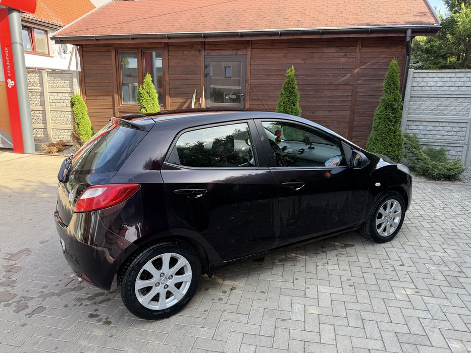 Sprzedam Mazda 2 Super Stan !!
