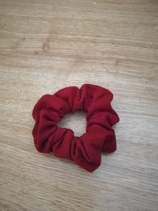 Elásticos vermelhos