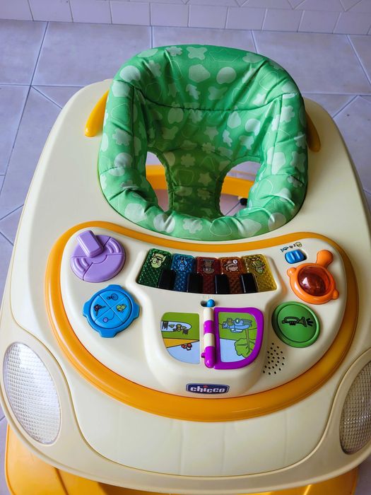 Andador/ Voador CHICCO
