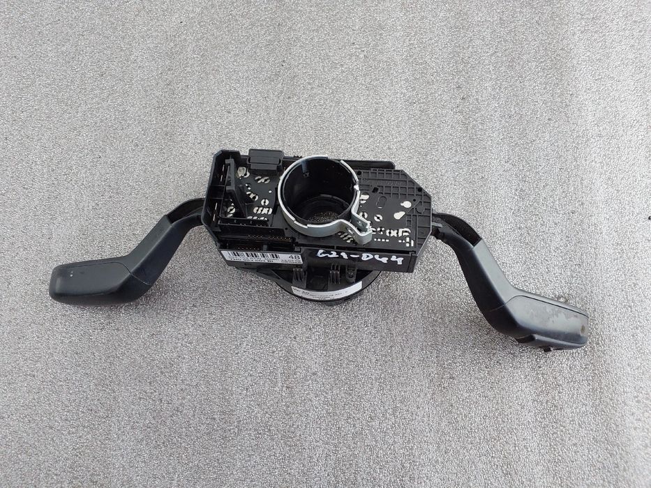 Conjunto / manetes de luzes e limpa vidros SKODA Fabia II Break (545,