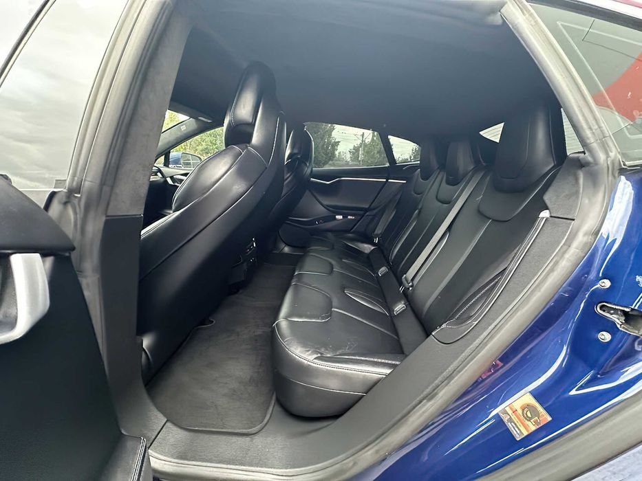 Tesla Model S P100D      2016