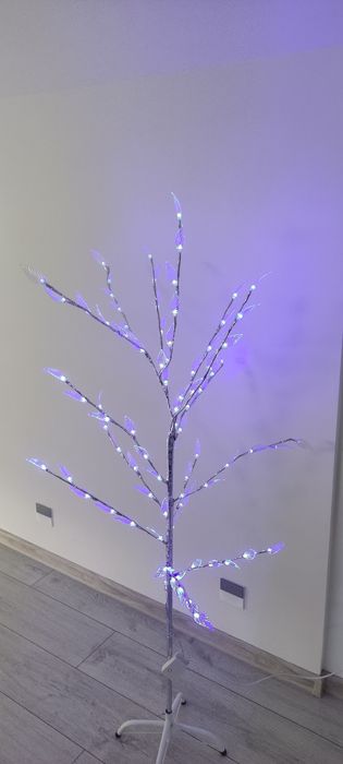 Drzewko, lampka, ozdoba