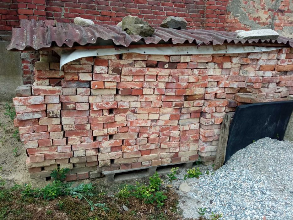 Sprzedam cegły z rozbiórki