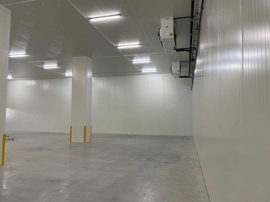 Морозильна камера по вул. Пластова БЕЗ КОМІСІЇ.