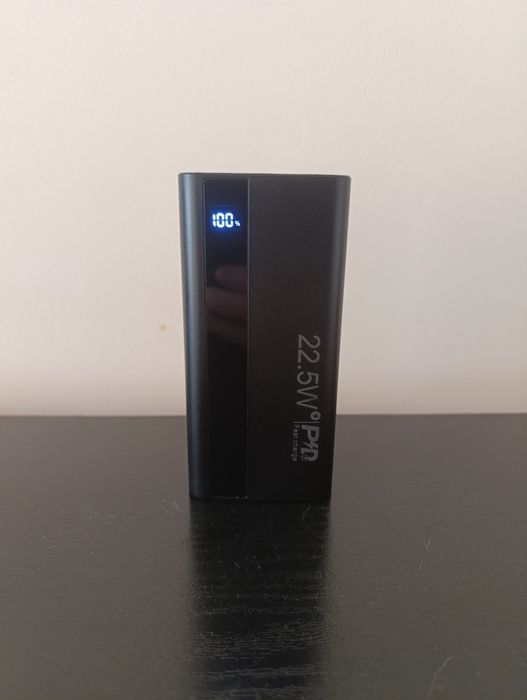 Продам павербанк 20000,  22,5w
