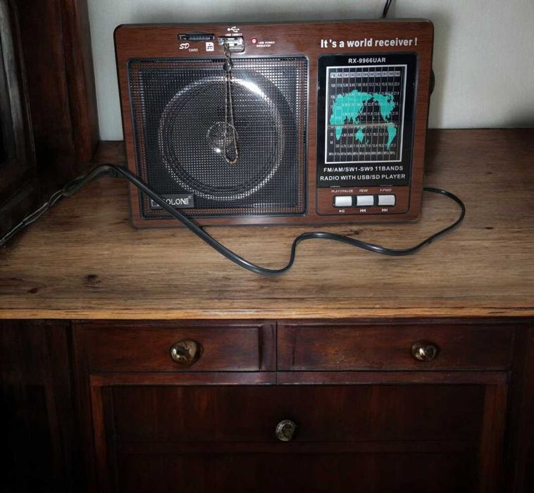 Радіо акумуляторне приемник с мп3 читает флешки