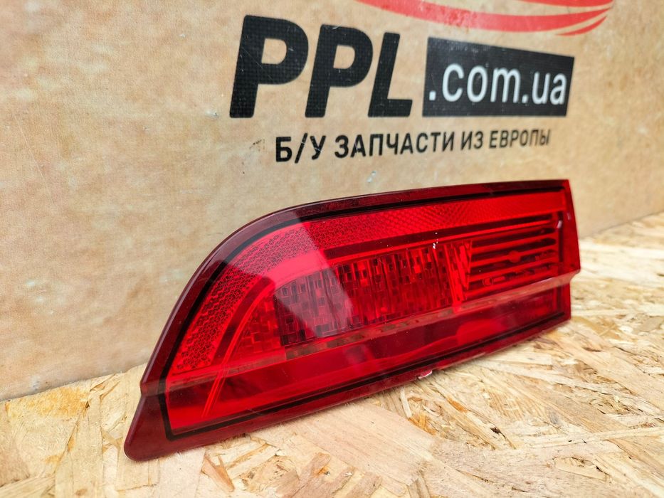 Jaguar XF 08-11 Фонарь задний правый в крышку багажника 8X23-15K272-CD