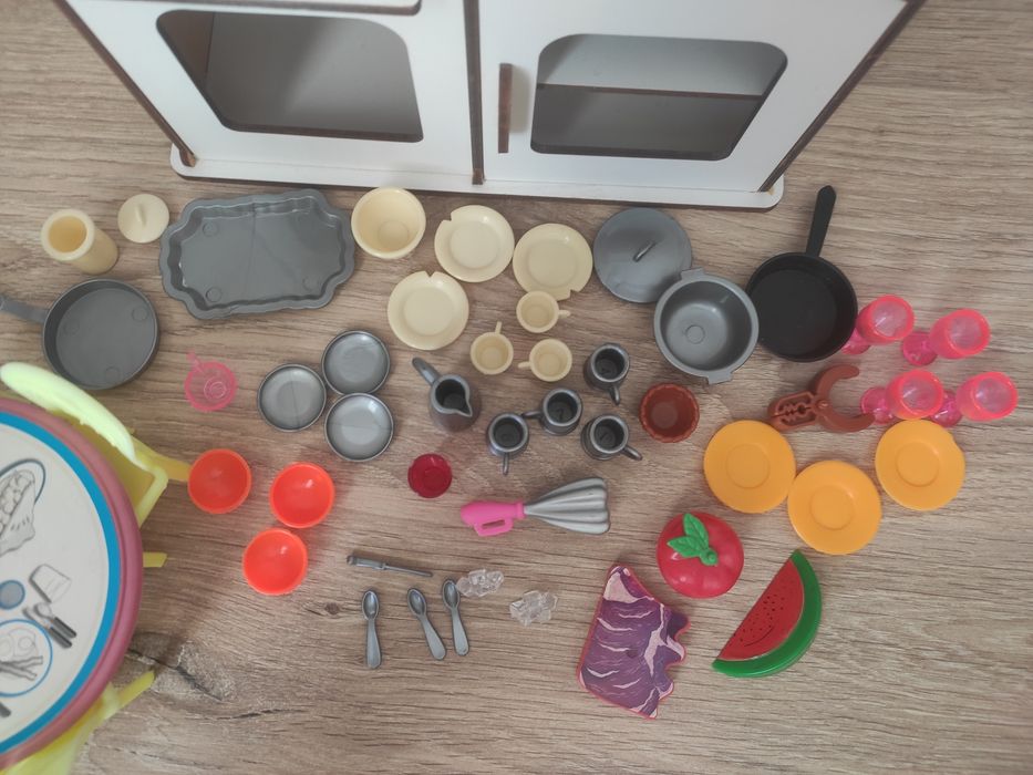 Меблі для ляльок