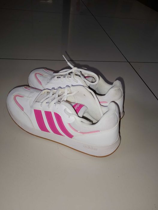 Buty adidas dla dziewczynki