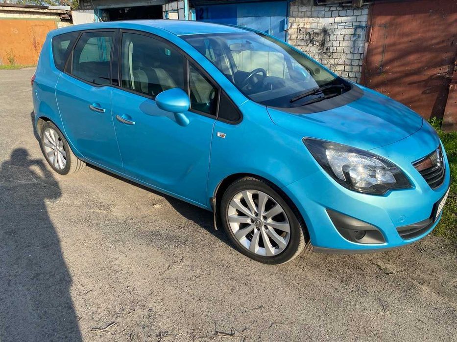 Продаж Opel Meriva 2010