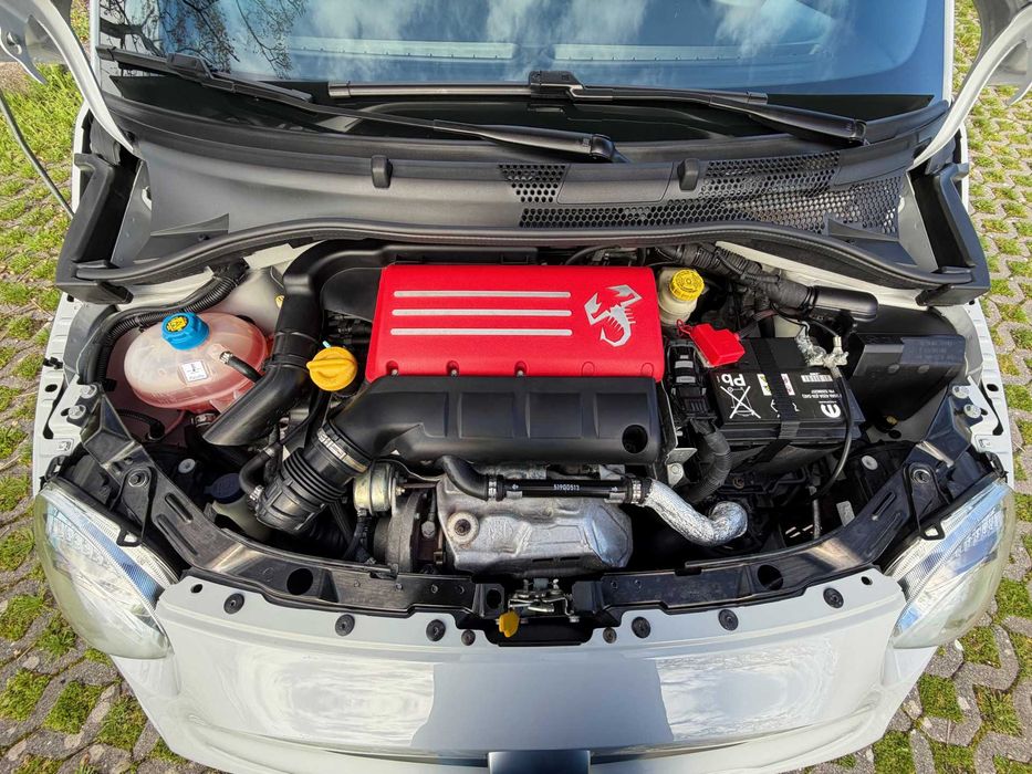 Abarth 595 1.4 T-Jet Pista