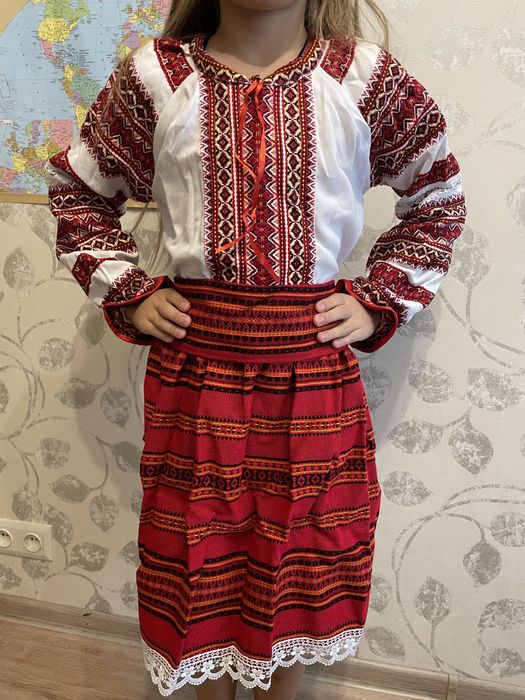 Вишиванка на дівчинку костюм 134