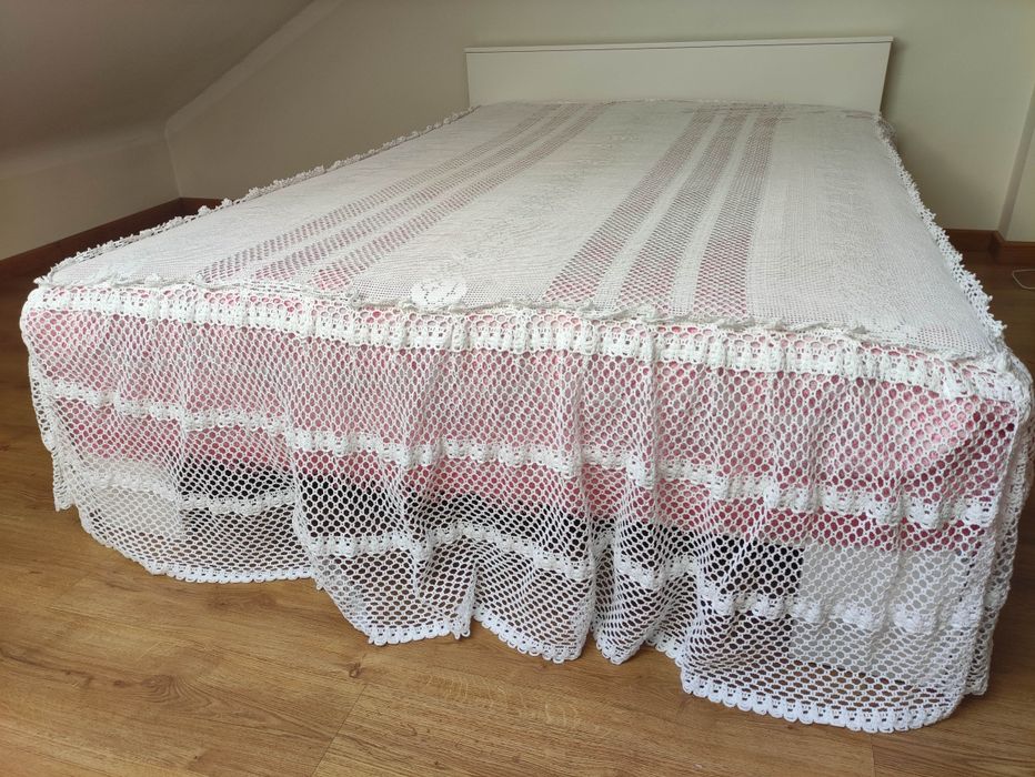 Colcha em renda para cama