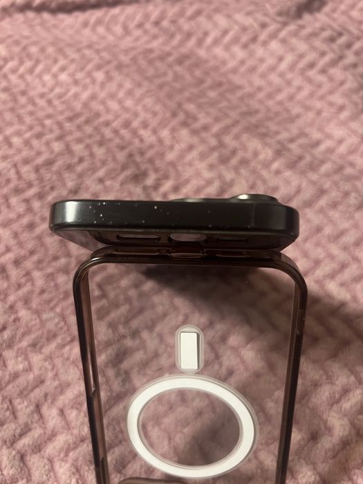 Продам Iphone 16 pro max 256gb.r-sim.