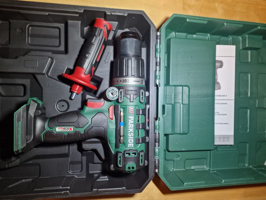 Aparafusadora ParkSide 20V c/ Impacto