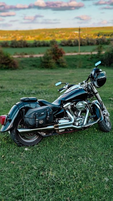 Yamaha XV1600 Road Star