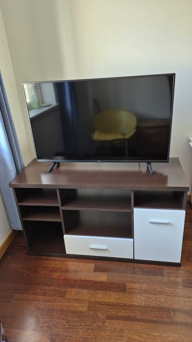MÓVEL PARA TV - Sala ou Quarto