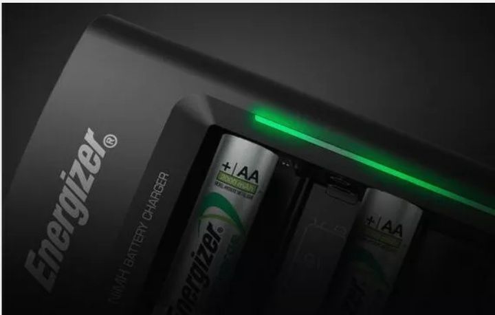 Energizer Smart Battery Charger - Universal64586156562178124