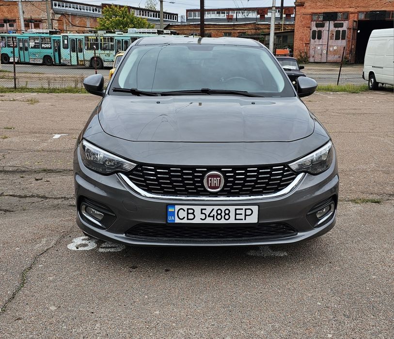 Продаю власний автомобіль Fiat Tipo 2019 року випуску.