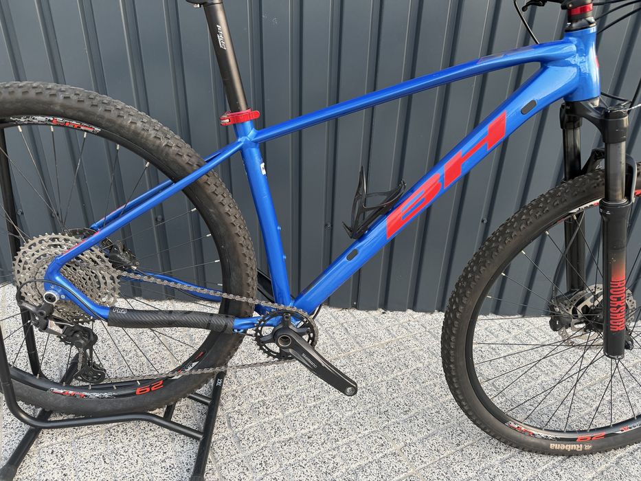 Bicicleta btt bh impecavel