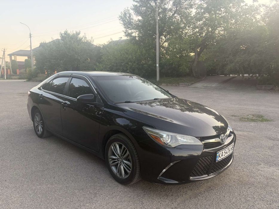 Toyota Camry 2017