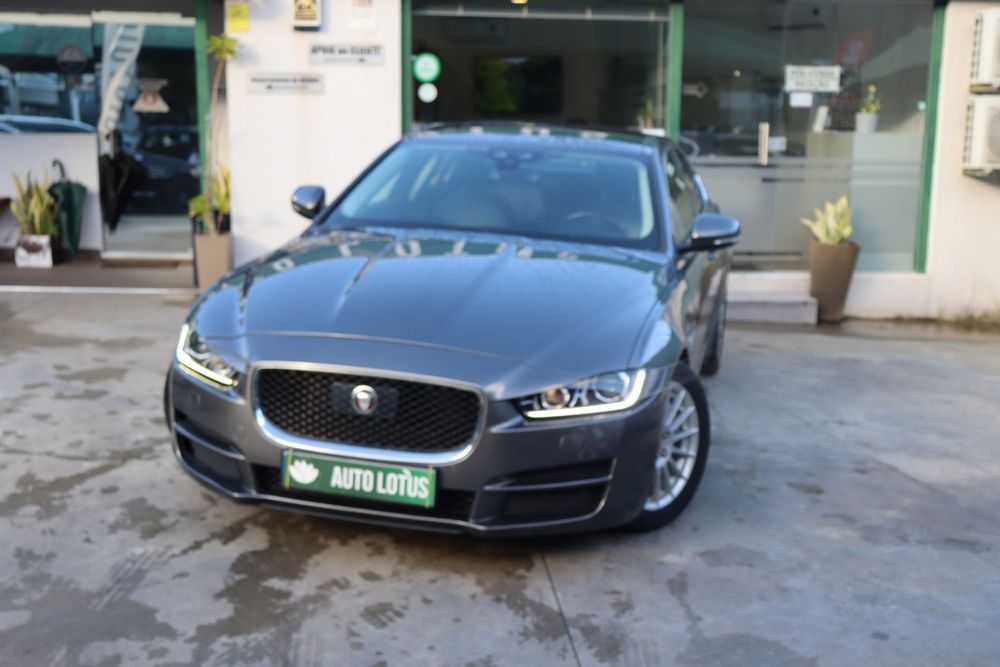Jaguar XE 2.0 D Prestige Aut.