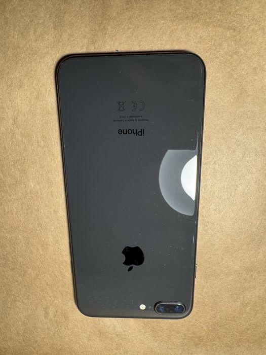 Iphone 8 plus 64Gb