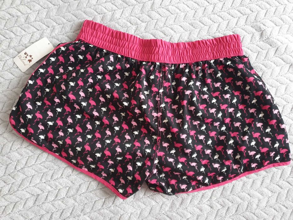 spodenki w flamingi L