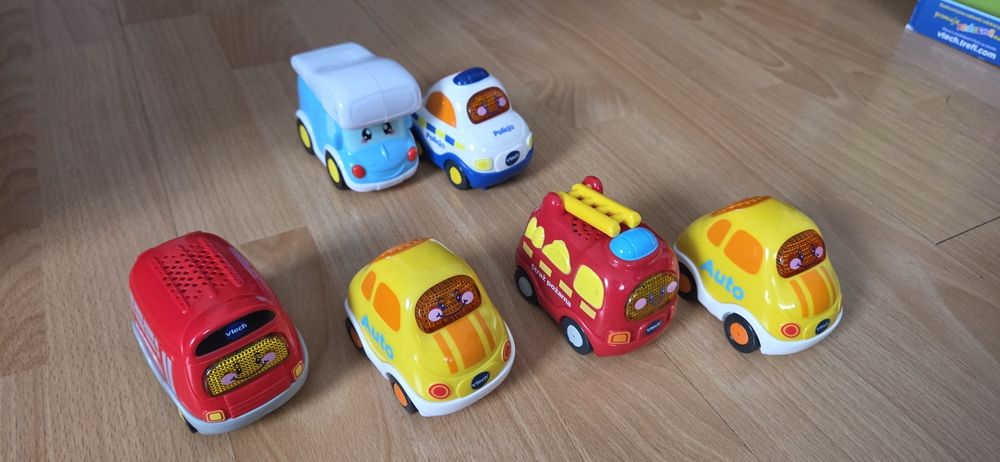 Tut tut Autka pojazdy autobus straż pożarna auto