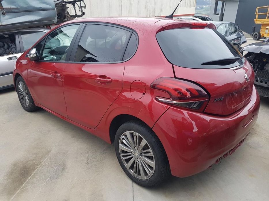 Peugeot 208 2017 Blue Hdi para peças