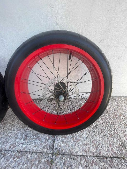 2 Rodas 20" com Pneus + Discos – Fat Bike