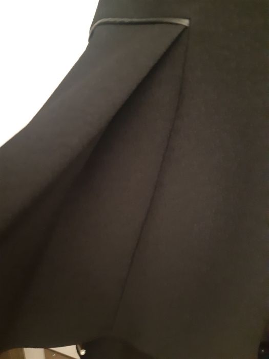 Czarna sukienka Mango M