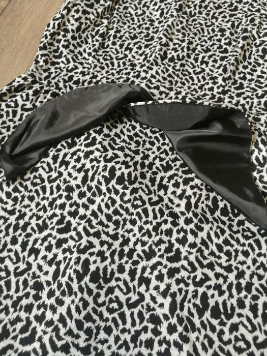 Сукні жіночі р.8 р.16