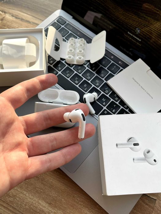 Магазин б/у Лівий AirPods Pro 3 A3064 A3122 A3063 Оригинал