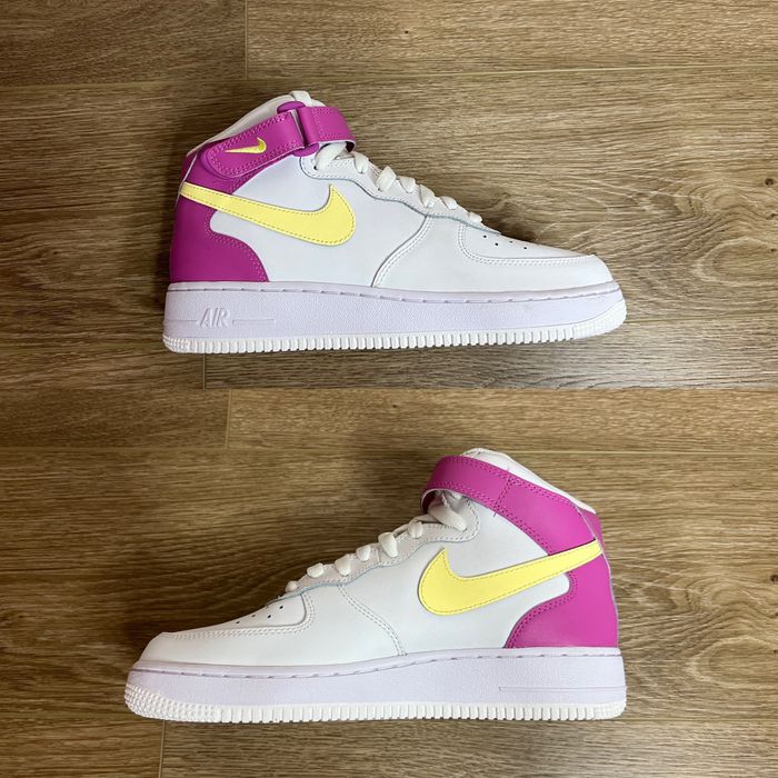Продам БОМБЕЗНІ нові жіночі кросівки Nike Air Force 1 Mid