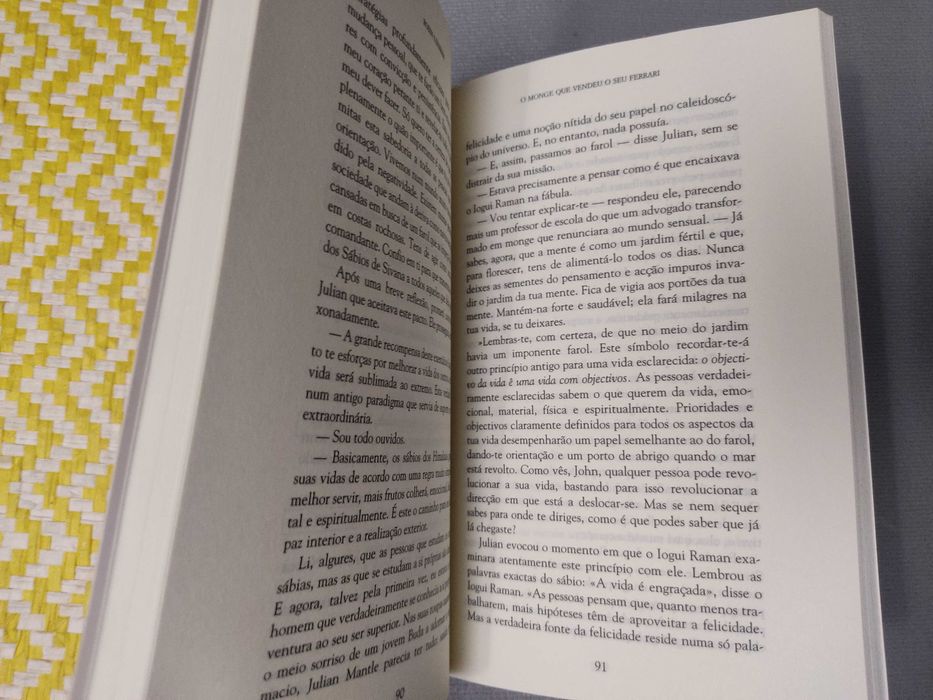 O Monge que vendeu o seu Ferrari -
Robin S. Sharma